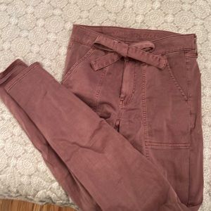AE Mauve colored denim pant.